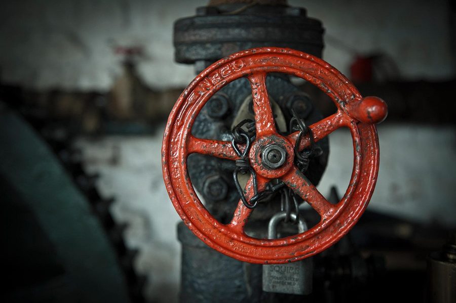 Close-up of a shut-off valve wheel